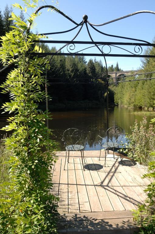 Bed and Breakfast Le Moulin Des Farges Meymac Exteriér fotografie